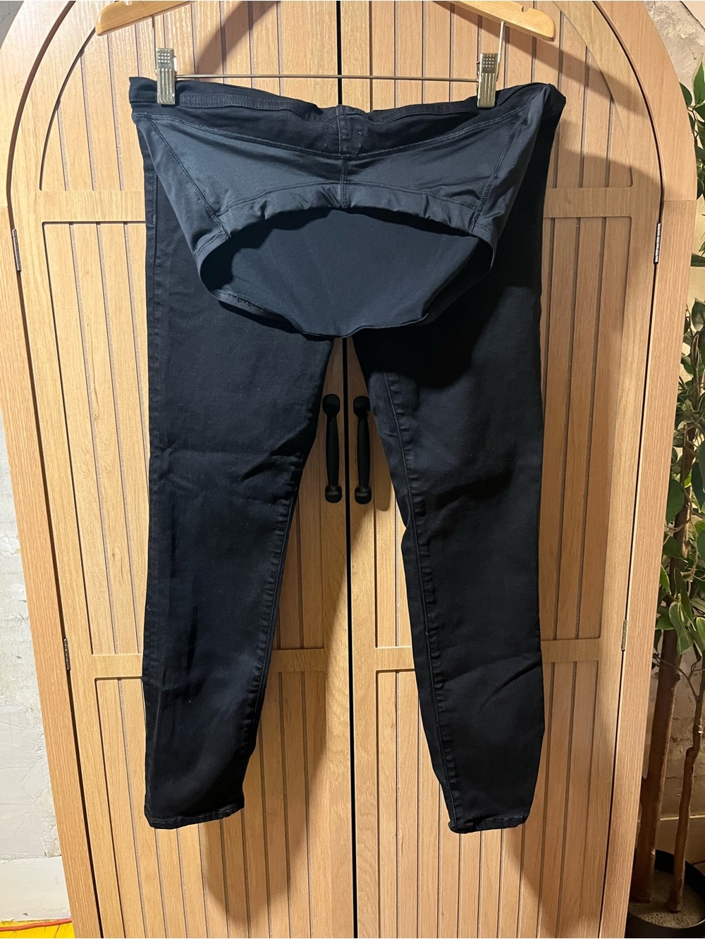 J.Crew -Maternity Skinny Jeans - Black